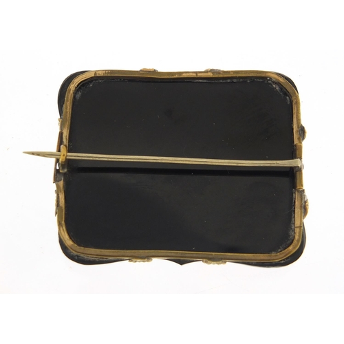 525 - Victorian unmarked gold and black hardstone mourning brooch, 4.8cm in length, 19.5g