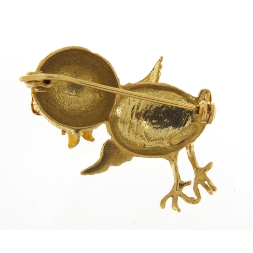 110 - Novelty 18ct gold and enamel chick brooch, 3.5cm in length, 7.7g