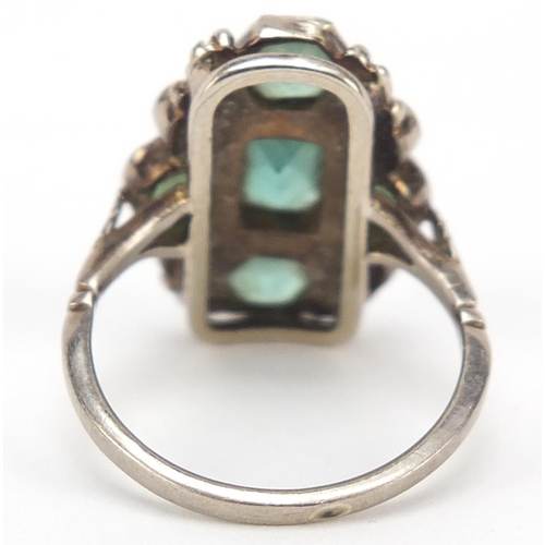 69 - Silver ring set with emeralds and opals, size K, 4.0g