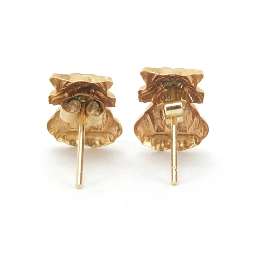 276 - Pair of 9ct gold seated cat stud earrings, 1.2cm high, 0.4g