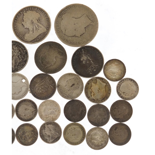 537 - 18th century and later British silver coinage including Victorian half-crowns and an 18th century sh... 