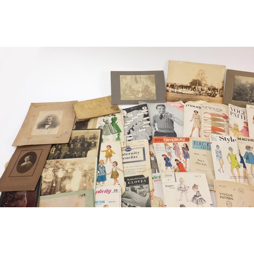 1612 - Victorian and later ephemera including photography albums, postcards, cabinet cards and documents