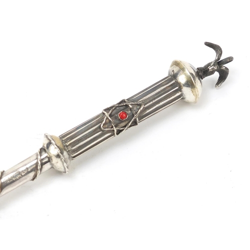 260 - Russian silver Jewish Torah pointer with bird knop, impressed marks A.M 1812, 32cm in length, 46.0g