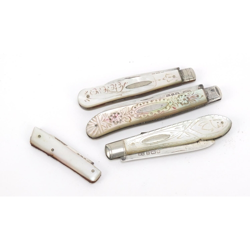 265 - Four Victorian and later silver and mother of pearl folding fruit knives, various Sheffield and Birm... 