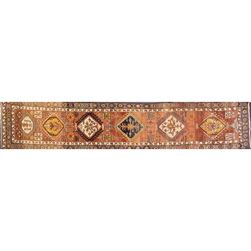 1310 - Rectangular Persian Heriz carpet runner, 393cm x 76.5cm