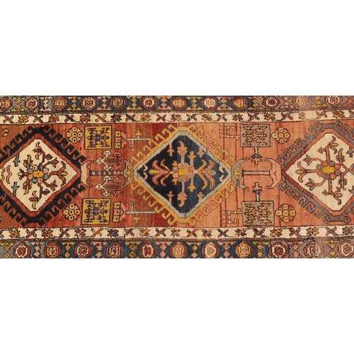 1310 - Rectangular Persian Heriz carpet runner, 393cm x 76.5cm