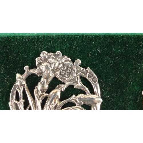 3028 - James Deakin & Sons, set of six Art Nouveau silver floral buttons housed in a silk and velvet lined ... 