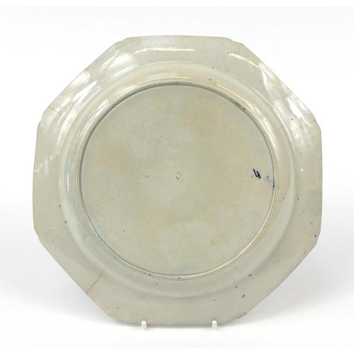3731 - Early 19th century pearlware plate decorated in the chinoiserie manner, 22.5cm in diameter