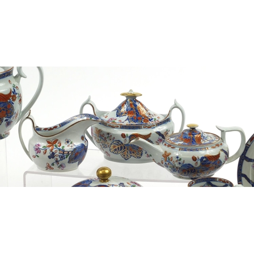 89 - 19th century Spode Tobacco Leaf dinner and teaware including two teapots, plates and cups with sauce... 