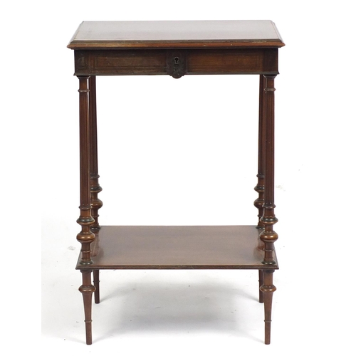 1525 - French brass inlaid mahogany dressing table with lift up top enclosing a maple lined interior with m... 