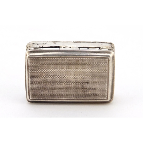 3063 - Edward Smith, George IV silver vinaigrette with gilt interior, 3.3cm wide, 19.0g