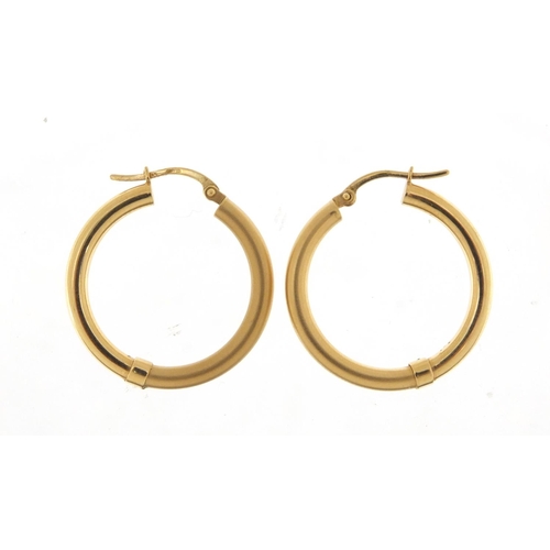 2330 - Pair of 9ct gold hoop earrings, 2.6cm in diameter, 2.2g
