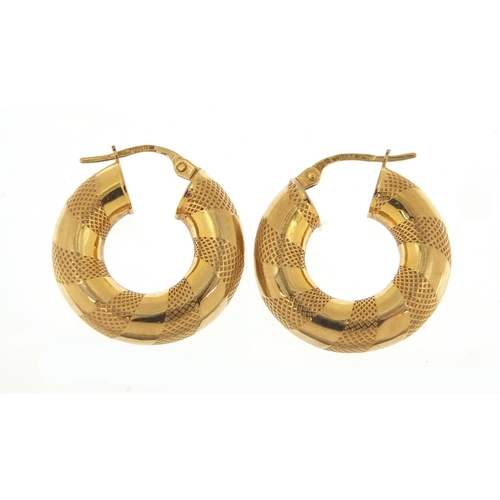 2407 - Pair of 9ct gold hoop earrings, 2cm in diameter, 2.8g