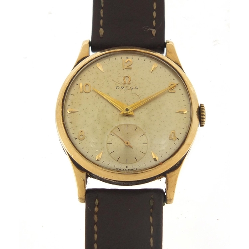 2398 - Omega, vintage gentlemen's 9ct gold manual wristwatch, the movement numbered 13576123, 33mm in diame... 