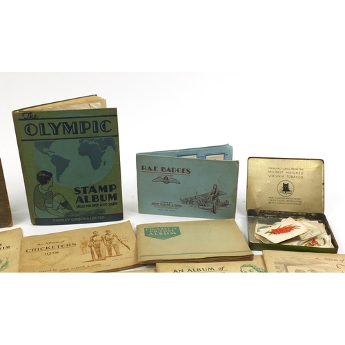 1261 - Collection of vintage cigarette and silk tea cards, predominantly with Players Weights and Will's Wo... 