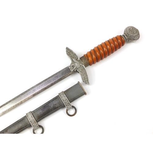 2134 - German military interest Luftwaffe 2nd pattern de-Nazified dagger with scabbard, 44cm in length