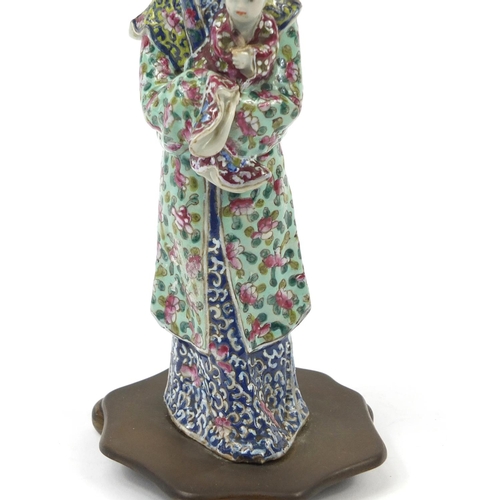 48 - Chinese porcelain table lamp with bronze mount, in the form of a mother holding a child, hand painte... 