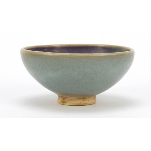 512 - Chinese stoneware Jun type bowl, 9.5cm in diameter