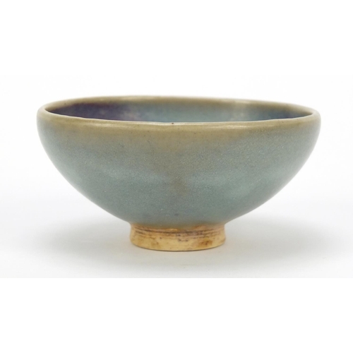 512 - Chinese stoneware Jun type bowl, 9.5cm in diameter