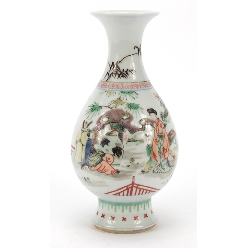 117 - Chinese porcelain vase hand painted in the famille verte palette with figures in a palace setting, c... 