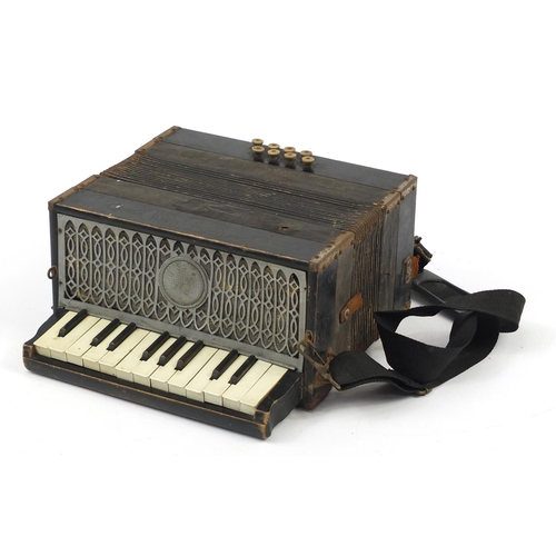 539 - Early 20th century Antoria accordion