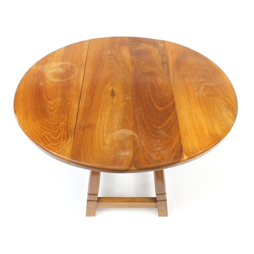 1506 - Alan 'Acornman' Grainger, oak drop leaf occasional table carved with signature acorn, 42cm H x 30cm ... 