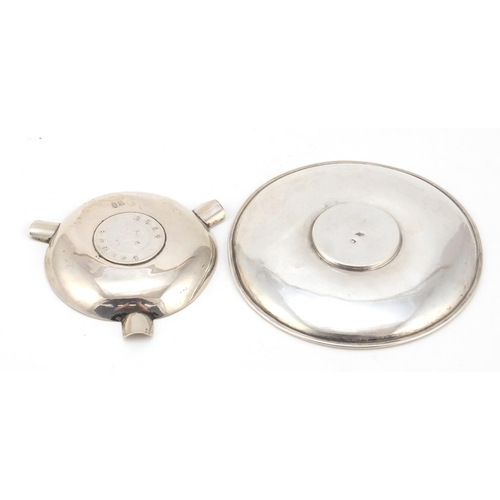 3087 - Chinese silver coin dish and a French silver dish, the largest 12.2cm in diameter, total 94.0g