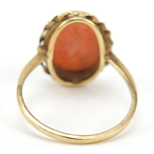 2364 - 18ct gold cabochon coral ring, size M, 2.2g