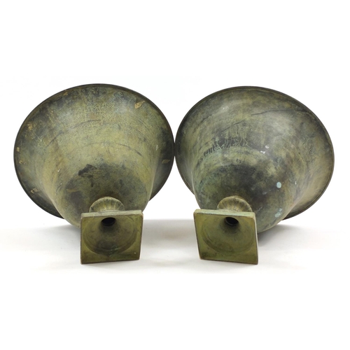 1470 - Pair of verdigris bronzed urn planters, each 32cm high x 40cm in diameter