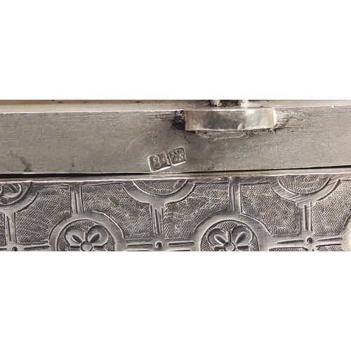 3069 - Russian silver snuff box with double hinged lid, embossed with horses pulling a troika sleigh, impre... 