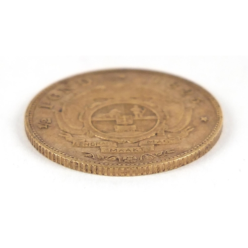 77 - South African 1895 gold half pond - this lot is sold without buyer’s premium, the hammer price is th... 