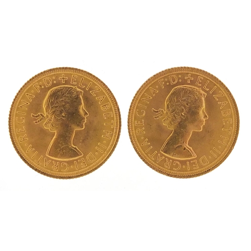 140 - Pair of Elizabeth II 1966 gold sovereigns with fitted case - this lot is sold without buyer’s premiu... 