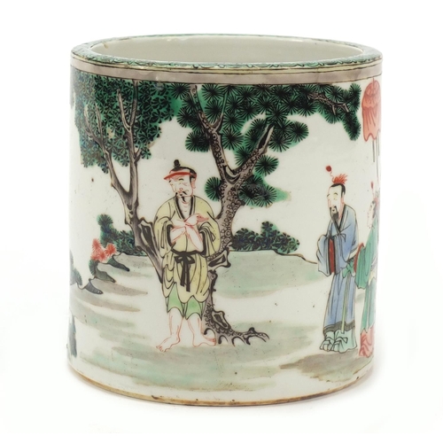 225 - Good Chinese porcelain cylindrical brush pot finely hand painted in the famille verte palette with a... 