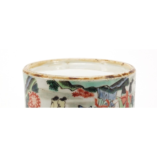 225 - Good Chinese porcelain cylindrical brush pot finely hand painted in the famille verte palette with a... 