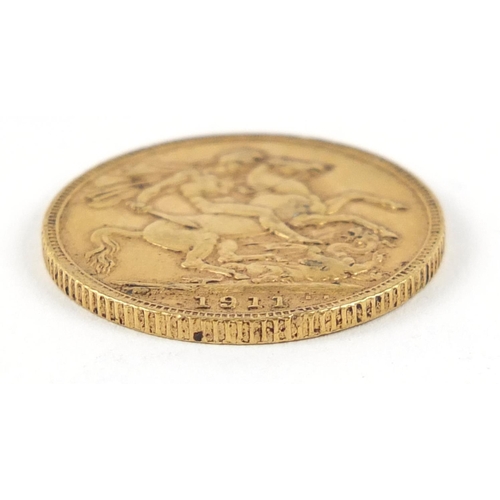 376 - George V 1911 gold sovereign - this lot is sold without buyer’s premium, the hammer price is the pri... 