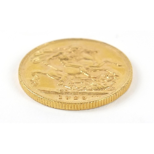 397 - George V 1925 gold sovereign, South Africa mint - this lot is sold without buyer’s premium, the hamm... 