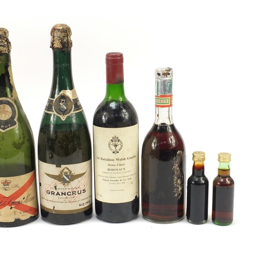 1926 - Vintage and later alcohol including First Battalion Welsh Guards House Claret Bordeaux red wine and ... 