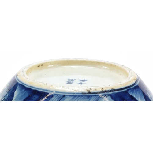 955 - Good Chinese blue and white porcelain jardinière hand painted with dragons chasing a flaming pearl a... 