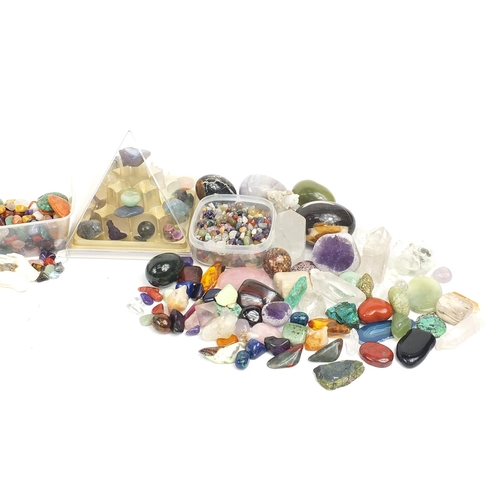 1079 - Large collection of hardstones and healing crystals including lapis lazuli, tiger's eye, amethyst an... 