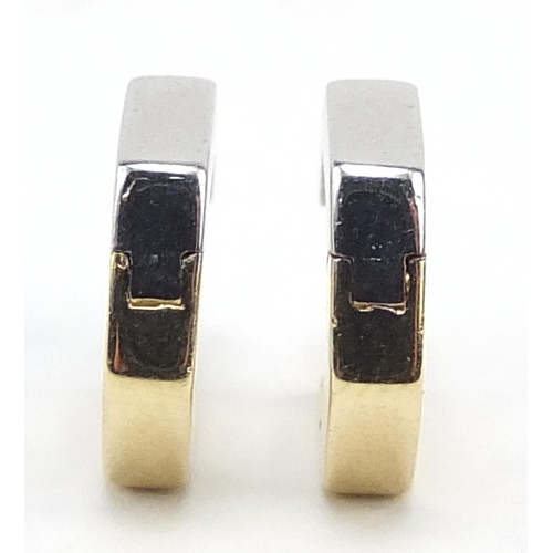 980 - Pair of 14ct two gold two tone hoop earrings, 10.0mm high, 2.2g