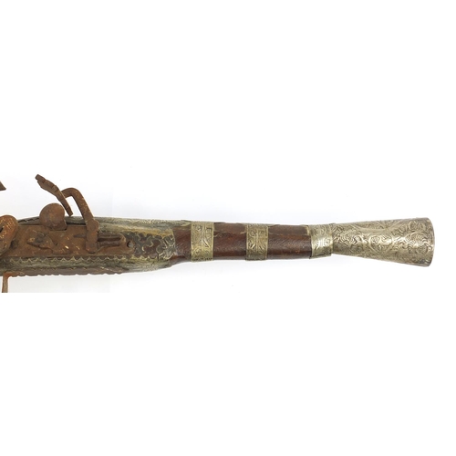 1187 - Decorative blunderbuss with engraved silver coloured metal mounts, 68cm in length