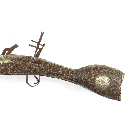 1187 - Decorative blunderbuss with engraved silver coloured metal mounts, 68cm in length