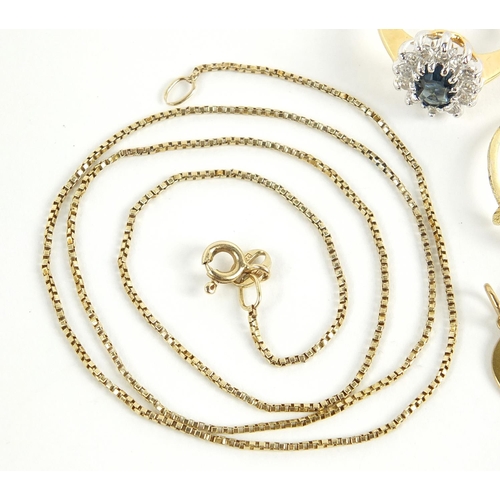 791 - Gold coloured jewellery including 14ct gold necklace, Madonna charm, horseshoe charm and two rings, ... 