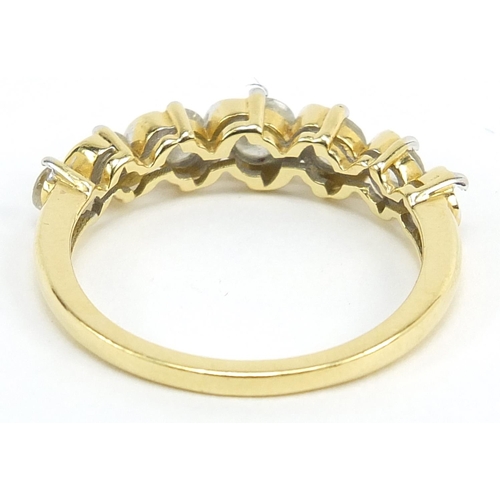 496 - 18ct gold graduated diamond half eternity ring, size P, 3.6g