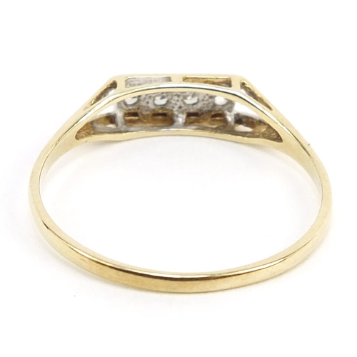 1035 - 9ct gold clear stone ring, size P, 1.1g