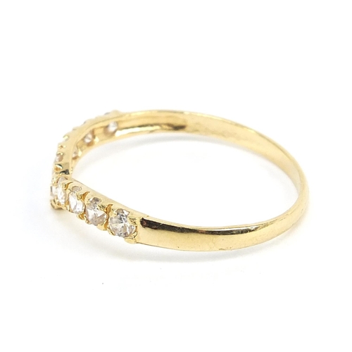 1204 - Gold coloured metal clear stone herringbone ring, marked 18k, size P, 1.2g