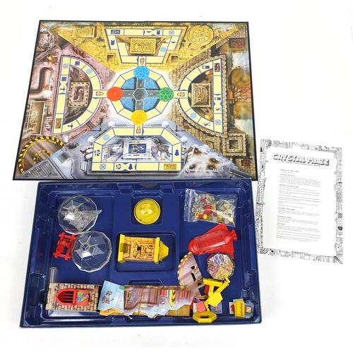 1216 - Five vintage board games by comprising Crystal Maze, Hotel, Game of Life, Conquer Everest and Everes... 