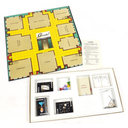 1218 - Vintage board games comprising Cluedo, Monopoly and Totopoly