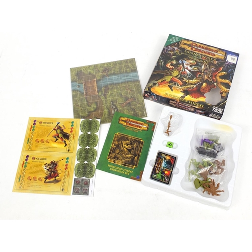 1222 - Vintage Dragon board games comprising Dark World, Dragon's Gate, Talisman, Dungeon Quest and Dungeon... 