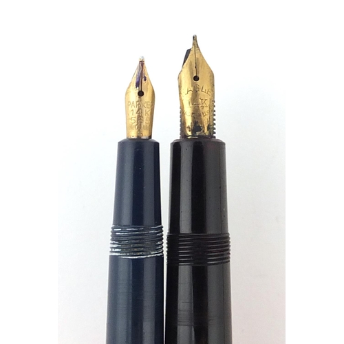 1929 - Two vintage Parker fountain pens with 14ct gold nibs and a Cross gold plated pen and pencil set